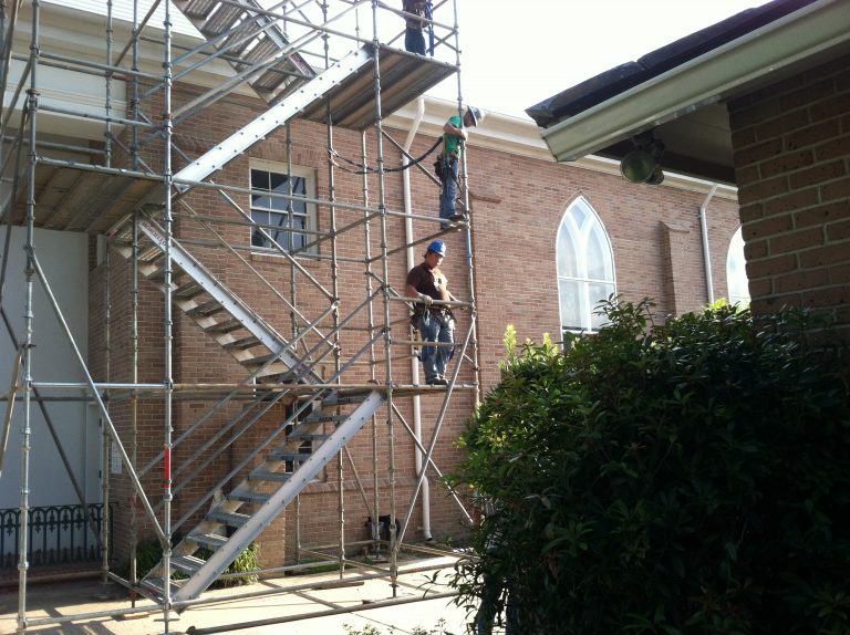 scaffolding for stairs rental